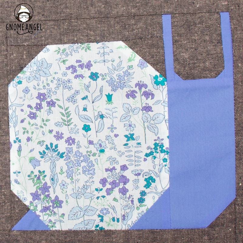 Snail Paced Slow-along Sew-along hosted by Angie Wilson of www.GnomeAngel.com. Pattern from Pen and Paper Patterns. Fabrics Liberty Lawn from The Strawberry Thief (www.thestrawberrythief.com.au) paired with Essex Yarn Dyed Linen in Espresso by Robert Kaufman. Find out more at www.GnomeAngel.com